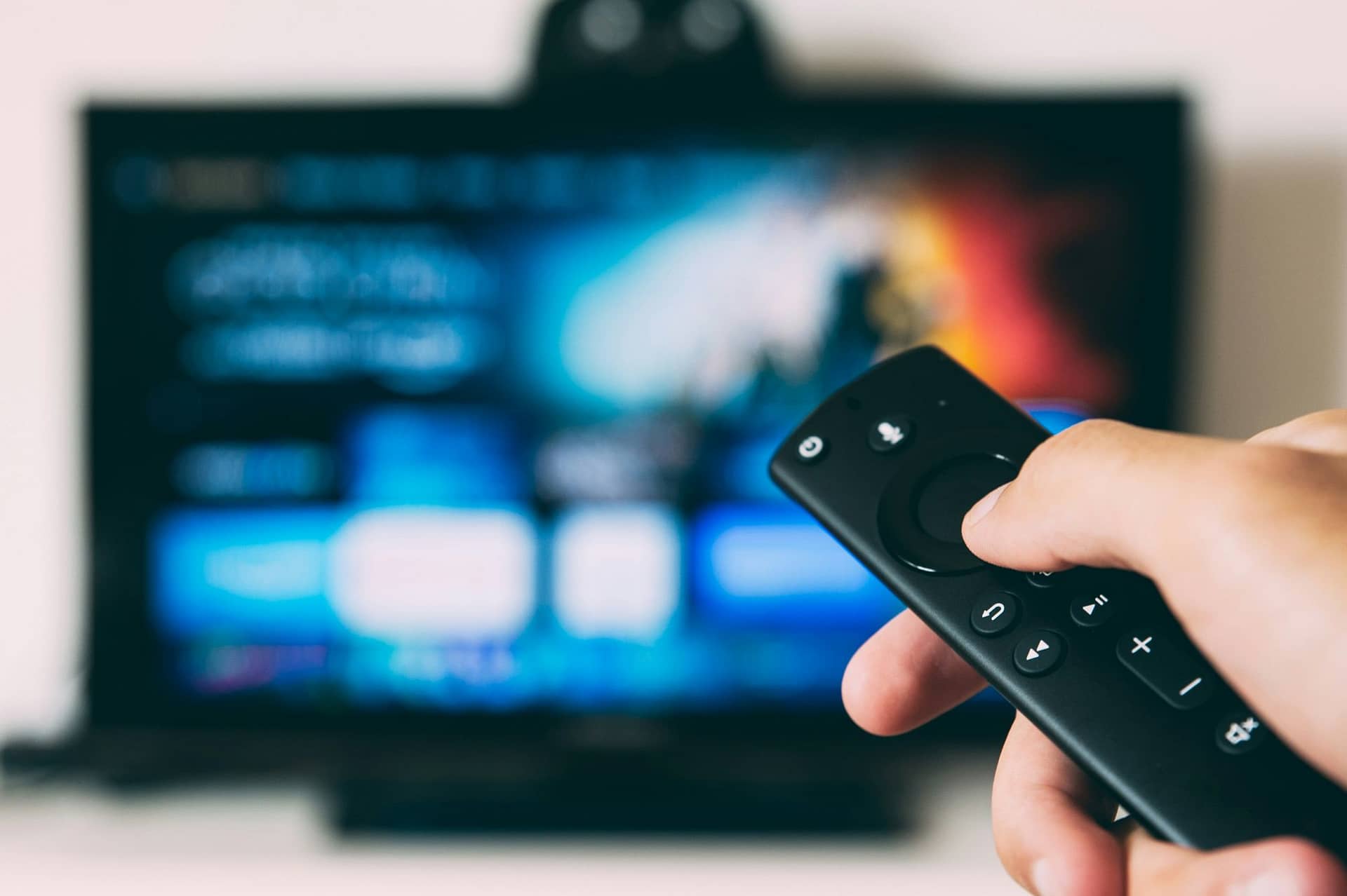 Streaming ultrapassa TVs aberta e por assinatura nos EUA pela primeira vez, aponta Nielsen